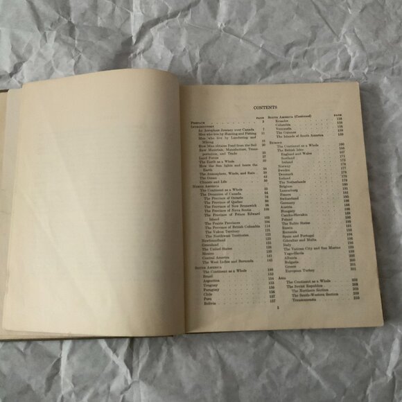 VINTAGE TEXTBOOK - ONTARIO PUBLIC SCHOOL GEOGRAPHY 1938 - Picture 4 of 10